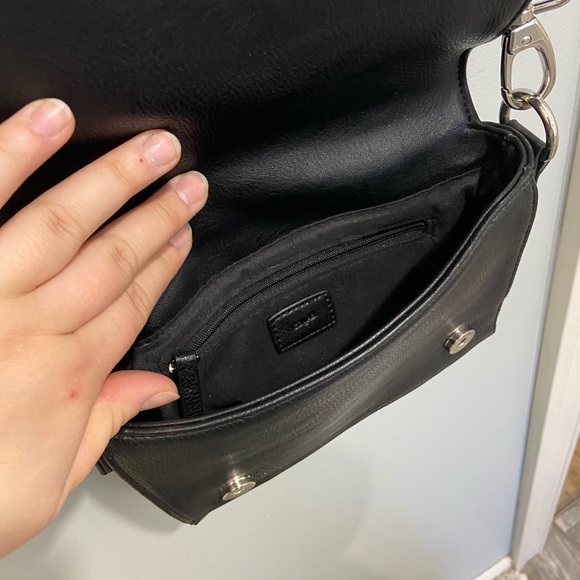 Co-lab crossbody purse with phone holder - Picture 8 of 9